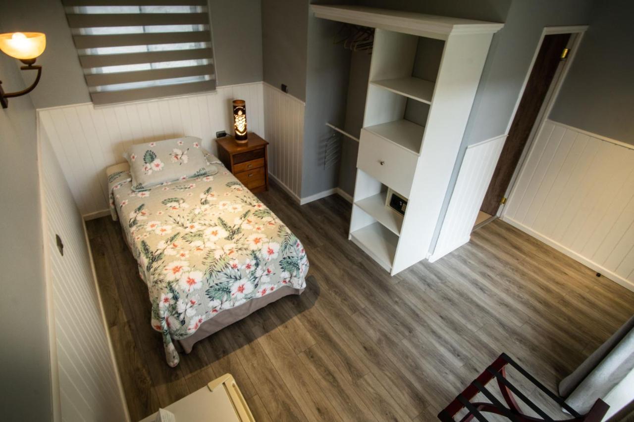 Inaki Uhi Hotel Hanga Roa Eksteriør billede
